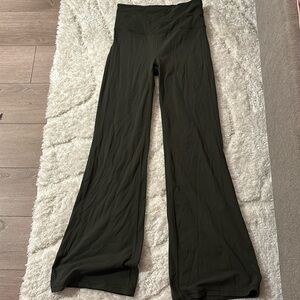 Athlete elation flare leggings